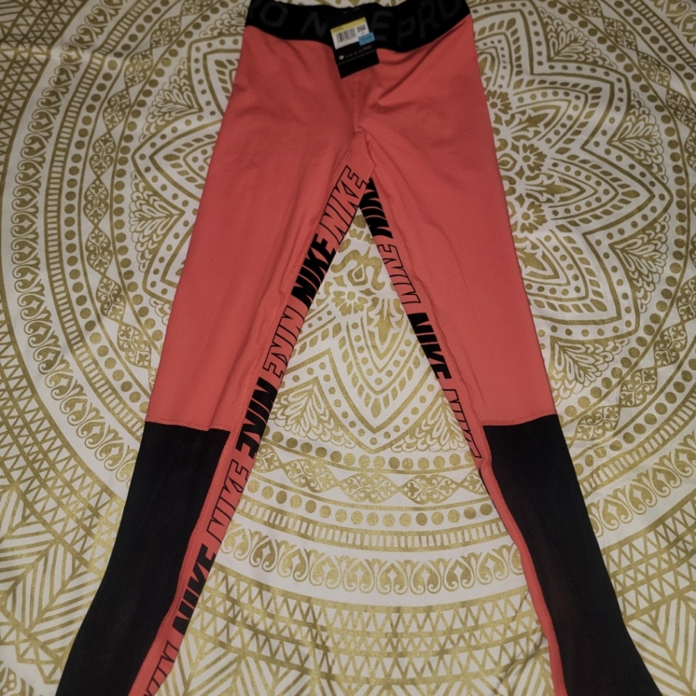 Nike Pink Training Leggings
